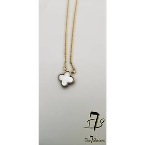 Lucky Shamrock Pendant with Shell and Black Enamel Chain (Gold)